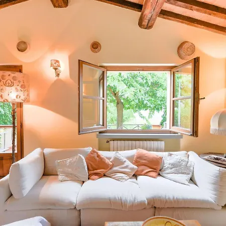 Holiday home Belvilla By Oyo Il Fienile Monterchi
