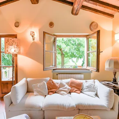 Scenic In Restored Retreat *